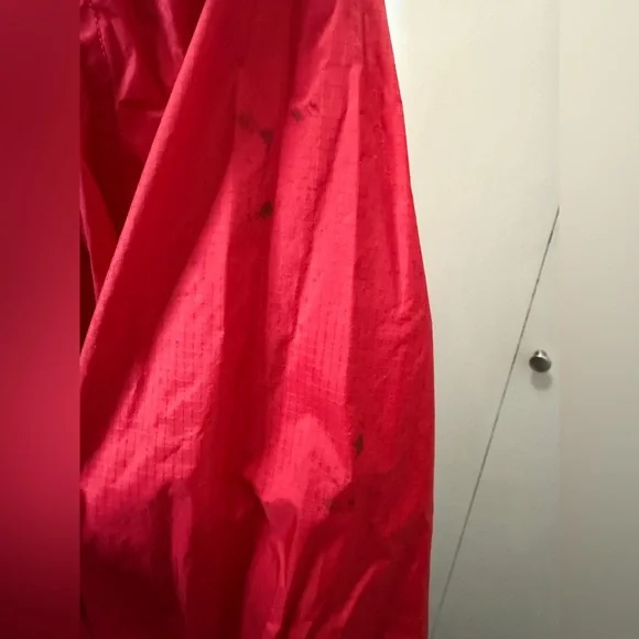 The North Face Men’s  Vibrant Red Ski Jacket Waterproof - Picture 2 of 13